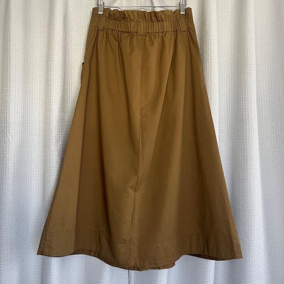 H&M High Waist Pleated Detail A-line Khaki Skirt - Picture 2 of 3